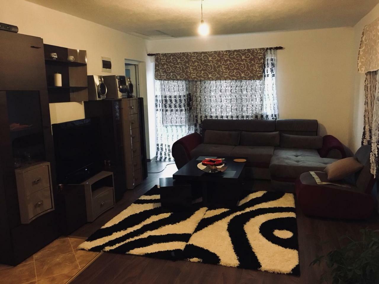 Apartmani ,,Bato,, Сйеница Екстериор снимка