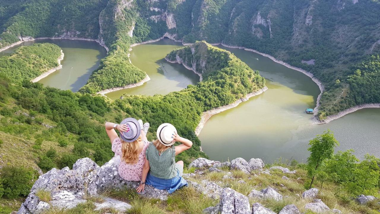 Apartmani ,,Bato,, Сйеница Екстериор снимка